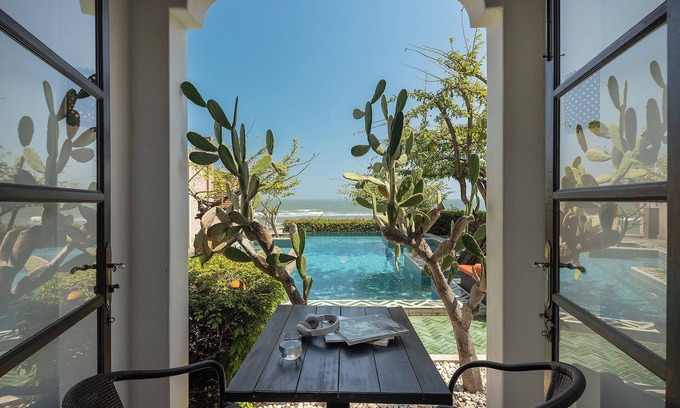 Pak Nam Pran Hotel | Villa Maroc Resort