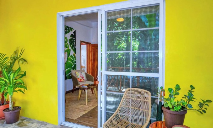 Bullet Tree Falls Resort | Villa Massis Junior Suite
