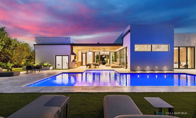 North Miami Beach House | Villa Maya: A Luxury Retreat in North Miami Beach