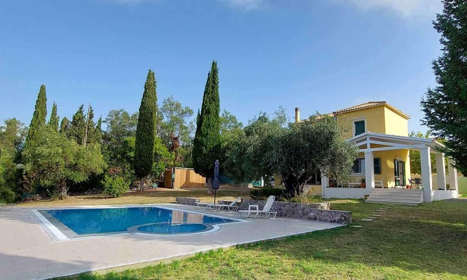Limni Villa | Villa Mayroula - Peaceful Location, Large Pool - NOW WEEKLY DISCOUNT -15%