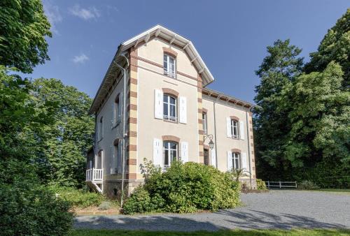 Grand-Fougeray Villa | VILLA MEGUINELLE