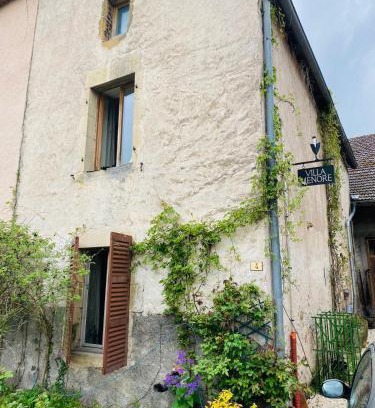 Menoux House | Villa Menore rural gîte in the Haute Saône