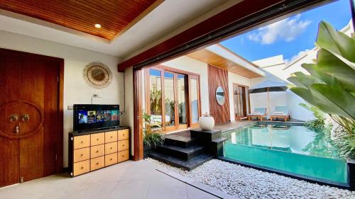 Padonan Villa | Villa Miki 2BR Private Pool Canggu