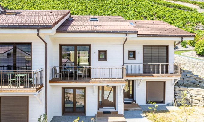 Saillon Villa | Villa mitoyenne proche des bains