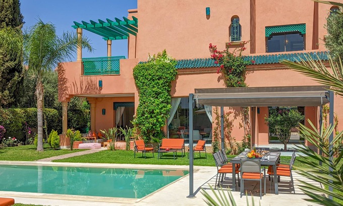 Zaouia Sidi Abdallah Ben Sassi Villa | Villa moderne et luxueuse à Marrakech.