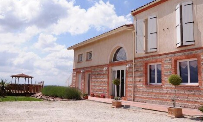 Latrape Bed & Breakfast | Villa Monplaisir