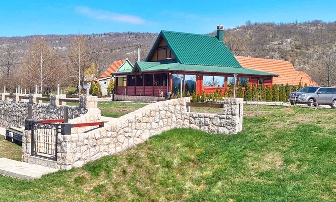 Donja Brezna Villa | Villa Montenegro Piva