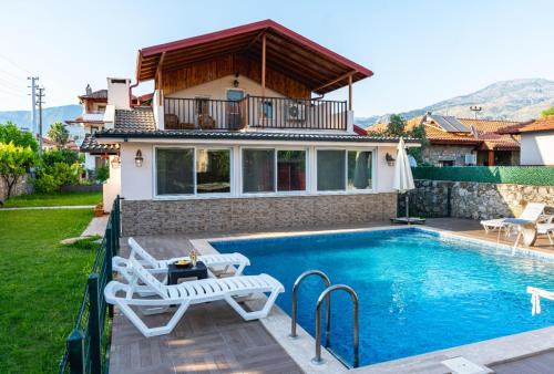 Koycegiz Villa | Villa Moon - Tranquil 3BR Villa with Private Pool