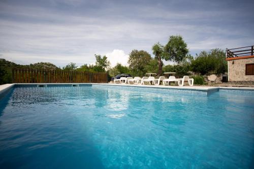 Zavala Villa | Villa Mramor