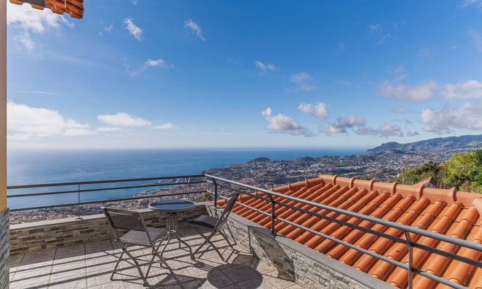 Santa Maria Maior House | Villa Nóbrega by Holiday Rental Madeira