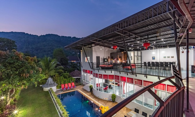 Chalong Villa | Villa Nap Dau 10 Bedrooms