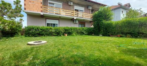 Pogradec House | Villa Nathanael