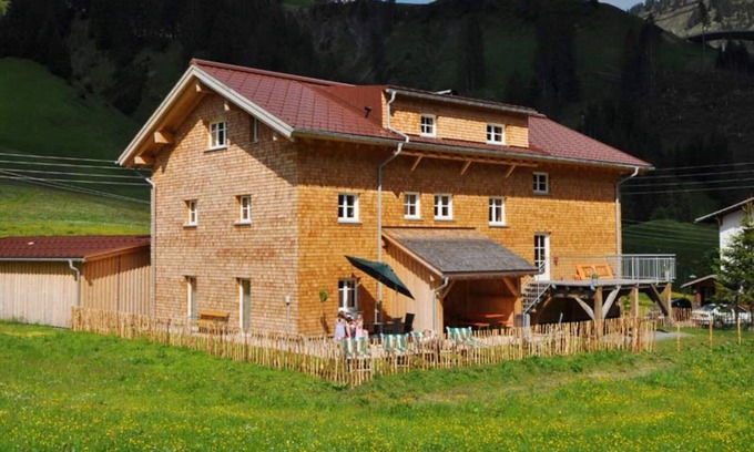 Schroecken Apartment | Villa Natur . live a different kind of comfort apartment for 2 to 18 people