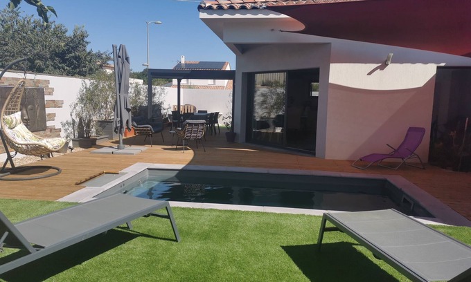 La Crau Villa | villa neuve contemporaine de plain pied, équipée bébé