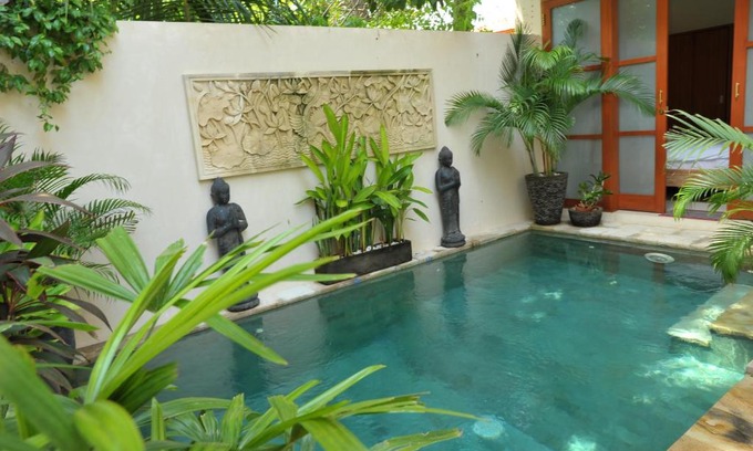 Sanur Kauh Villa | Villa Ngetis