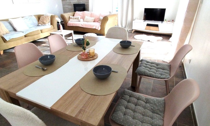 Prat-de-Cest Villa | Villa "Nid Douillet" 5 minutes from Narbonne/Peyriac de Mer, pets welcome!