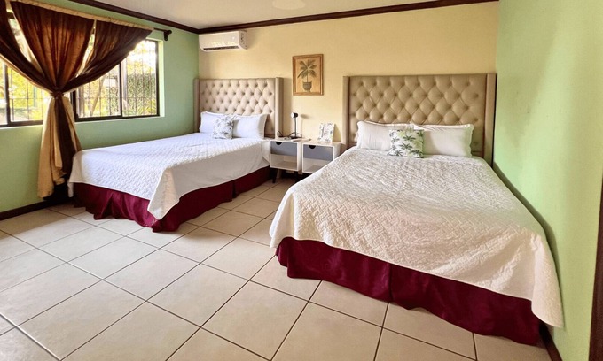 Santa Ana House | Villa Noelia Suite Vista Verde, Lago de Coatepeque