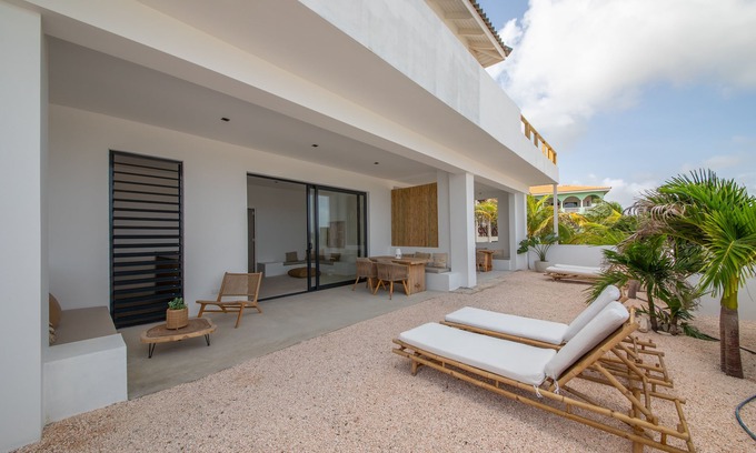 Jan Thiel Apartment | Villa Noma - Lovely 4 person Suite - Just 5 min from the beach!