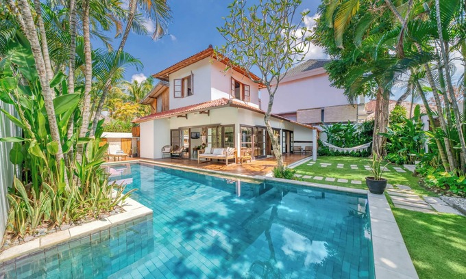 Laksmana Villa | Villa Nord - 3BDR, private 12 m pool, near beach