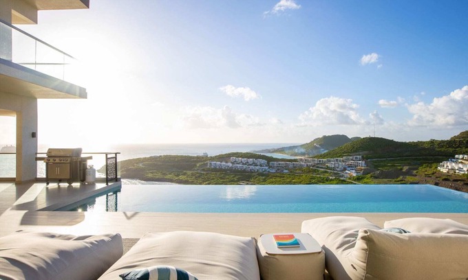 Indigo Bay Villa | Villa Numa 4BR in Indigo Bay by Personal Villas - Stunning Luxury Living Space