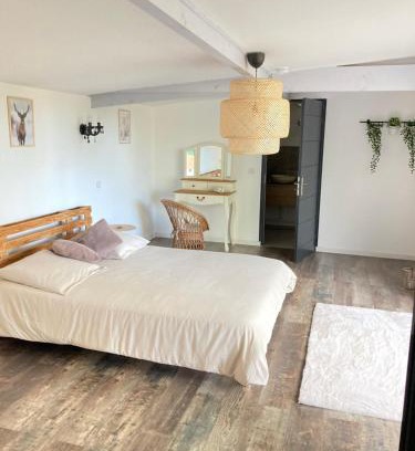Saint-Pierre-d'Autils Bed & Breakfast | Villa Nymphea