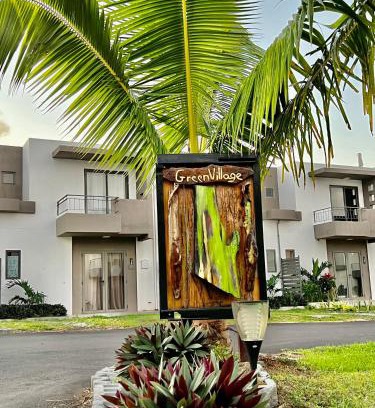 Calebasses Apartment | Villa Olive - A two double bed Duplex at Green Village with swimming pool