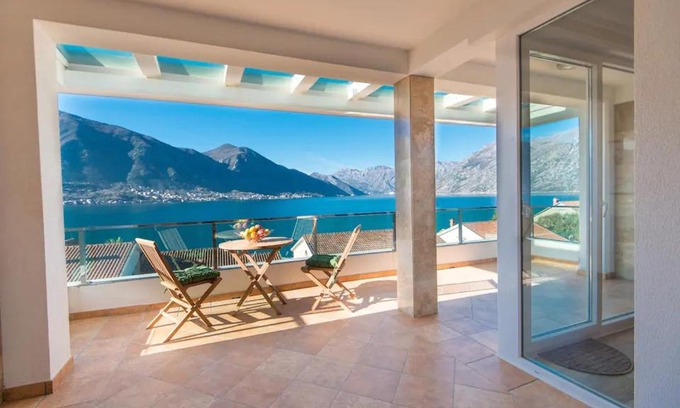 Dobrota Villa | Villa Olivia