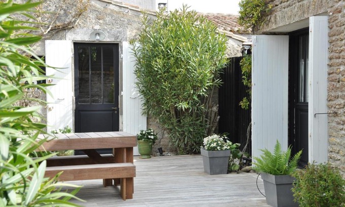 Les Portes-en-Re House | Villa Olivier