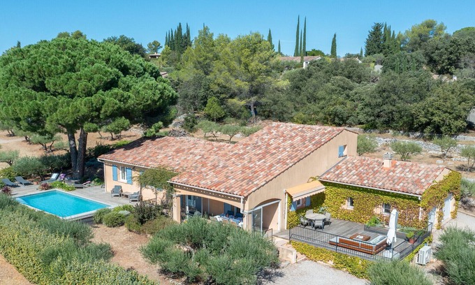 Carces Villa | Villa Oliviera – Luxury holiday villa in Carcès with heated pool
