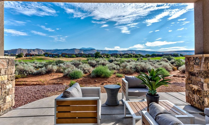 St. George Villa | Villa On The 18th at The Ledges Golf Club *Resort Amenities Included!
