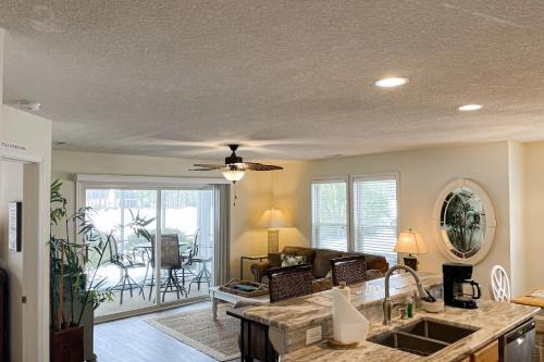 St. James Apartment | Villa On The Green - Mini Suite
