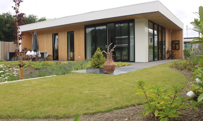 Zeewolde Villa | Villa on the water near the Veluwemeer