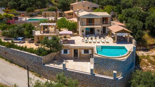 Katsimatika Villa | Villa Ozias a modern,spacious, swimmig pool villa.