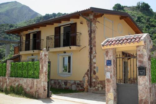 Chianalea Bed & Breakfast | Villa Paladino - B&B e Guest House
