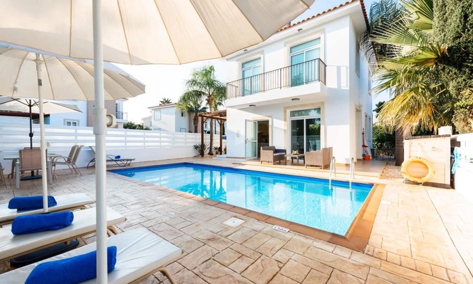Protaras Villa | Villa Palm Breeze by Ezoria Villas