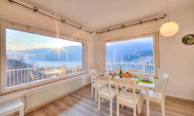 Nago-Torbole Villa | Villa Panorama With Private Pool