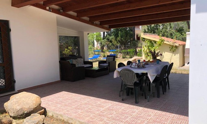 Cala Liberotto Villa | Villa Paradiso, to the beach on foot, big garden, Wifi, all inclusive