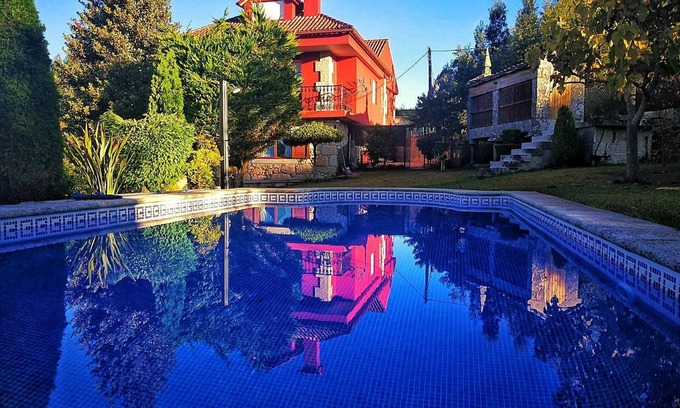 Nigran Ski Chalet | Villa Pazos, close to Playa América, and Bayona, Porto do Molle