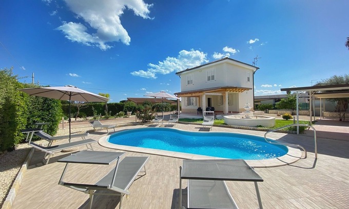 Fontane Bianche House | "VILLA PEARL OF SICILY" WITH PRIVATE POOL