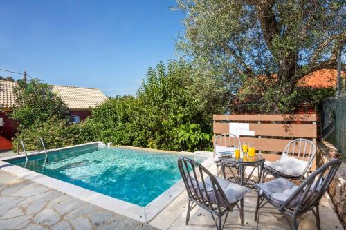 Chlomos Villa | Villa Pelagia Mare