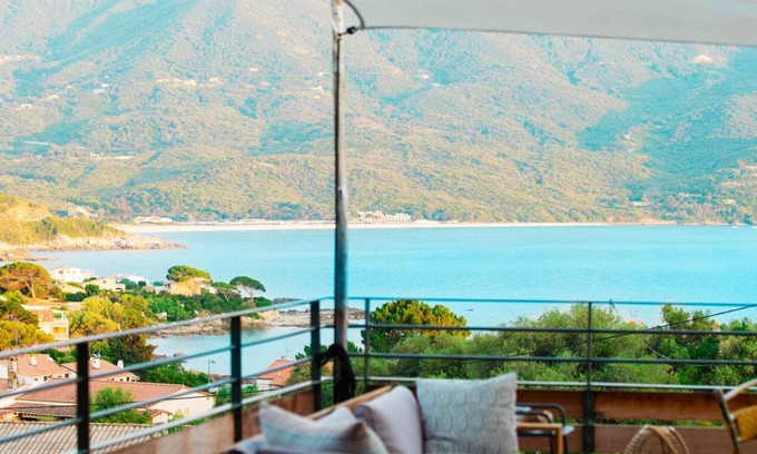 Tiuccia House | Villa perched between sea and maquis, with swimming pool