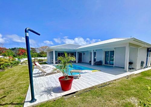 Saint-Francois Villa | Villa PINK