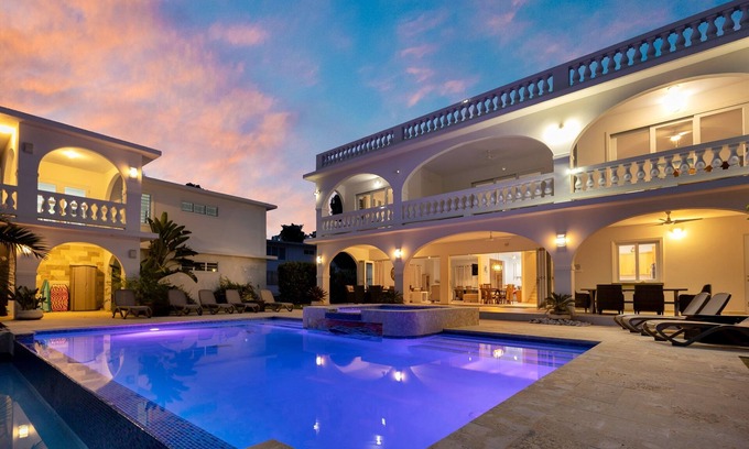 Puntas Villa | Villa Playa Oria/Beachfront Luxury