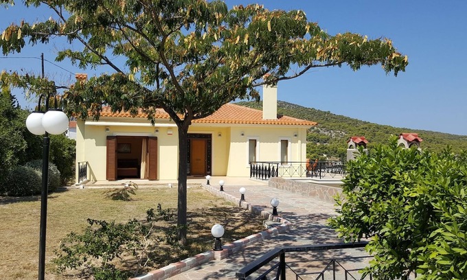 Kontos Villa | Villa Politimi at Aegina