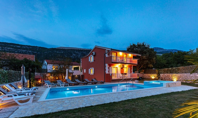 Rascane Villa | Villa Poquito - heated private pool, playground.