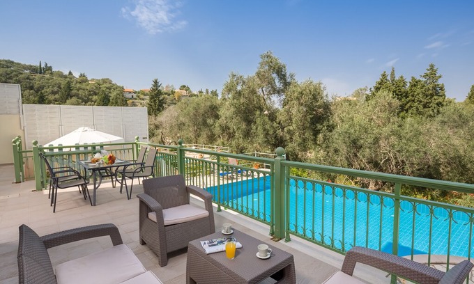 Koutsi Villa | Villa Poseidon (Sleeps 2-6) Near Loggos