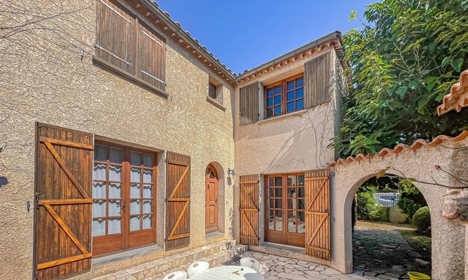Saint-Hilaire-de-Brethmas House | Villa proche Cévennes
