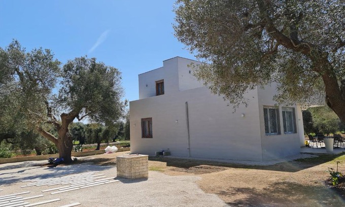 San Vito dei Normanni Villa | VILLA PRIVATA ADELE, LUXURY ESCAPE WITH POOL, Apulia, Salento