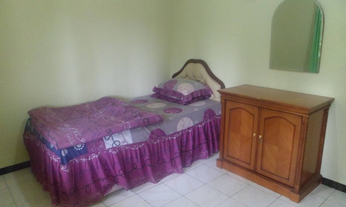 Cipanas Villa | Villa Private Puncak