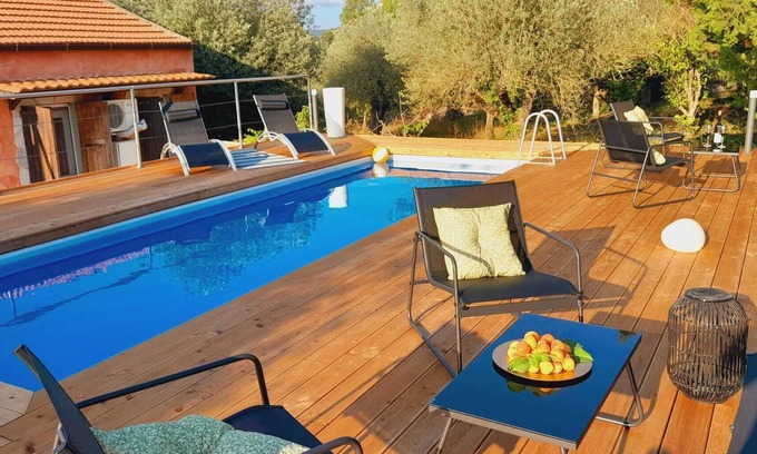 Alghero Villa | Villa Relax among the Olive Trees offers accommodation with a private pool.